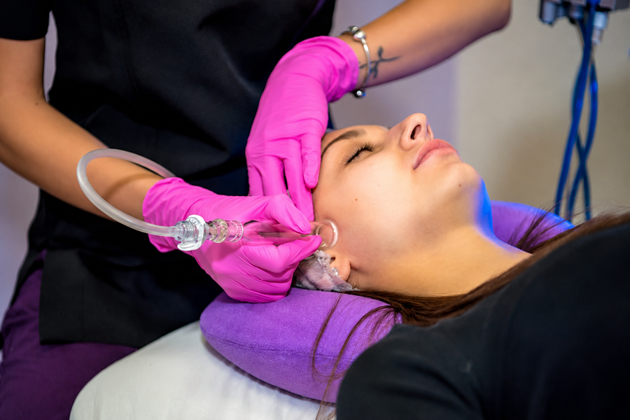 Процедури за лице Hydra Facial 2.0